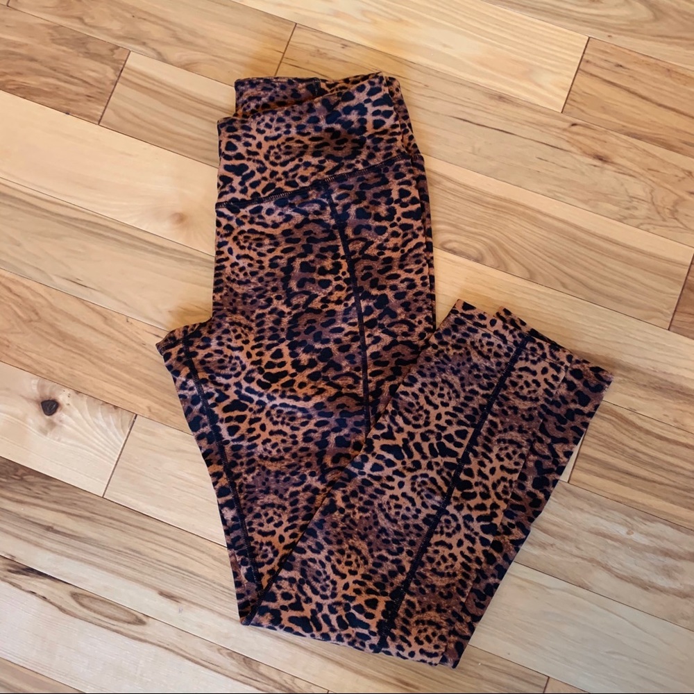 🌟Got To Go🌟 Betsy Johnson Leggings